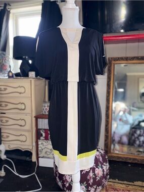 Signature by Sangria Black and Cream Midi Dress with Yellow Accent